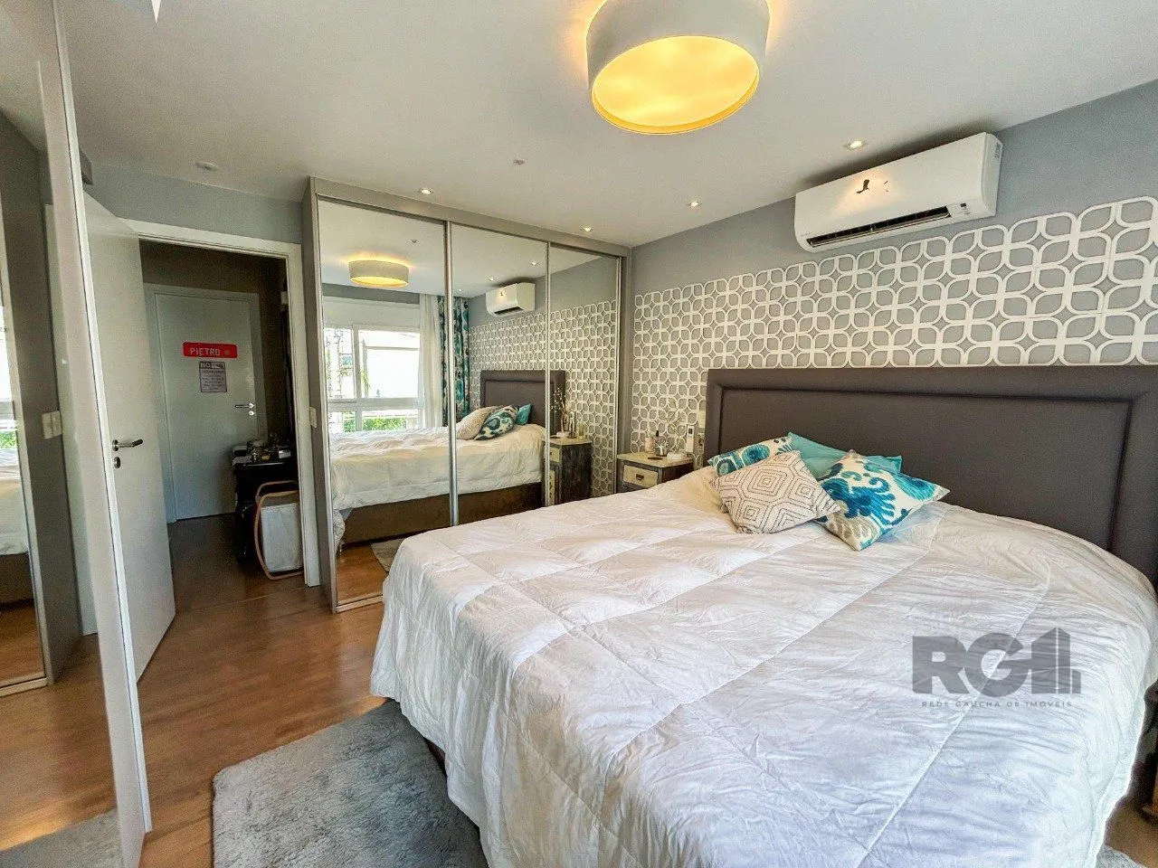 Imagem Casa Condominio para Venda - 156,84m², 3 dormitórios, todos suites, 2 vagas - Vila Nova