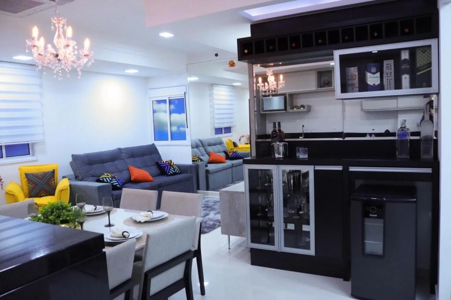 Imagem Apartamento à venda em São Bernardo do Campo-SP, bairro Anchieta com 3 quartos, 1 suíte, 2 banheiros, 2 vagas de garagem e 77,18 m² de área no Edifício Carolina Beatriz.