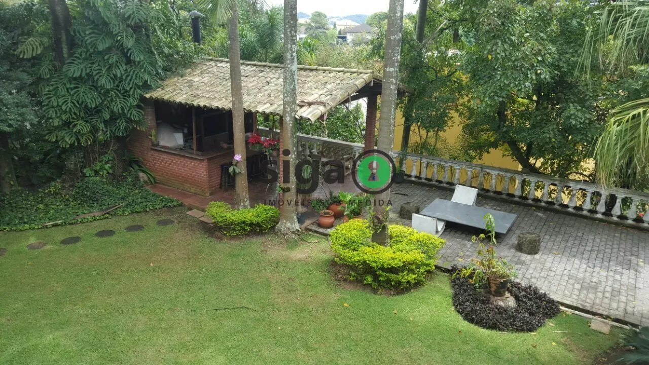 Imagem Casa a venda no Morumbi com 400m² área útil, 900m² terreno