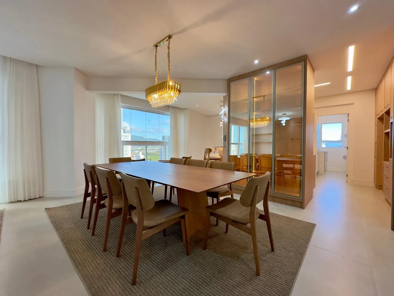 Imagem Apartamento à venda com 175m2 por R$ 3.550.000,00