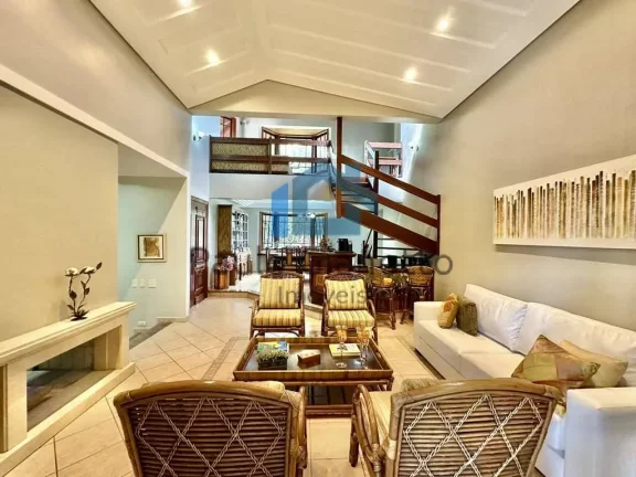 Imagem Casa Alto Padrão à venda no Condomínio Villa Vianna