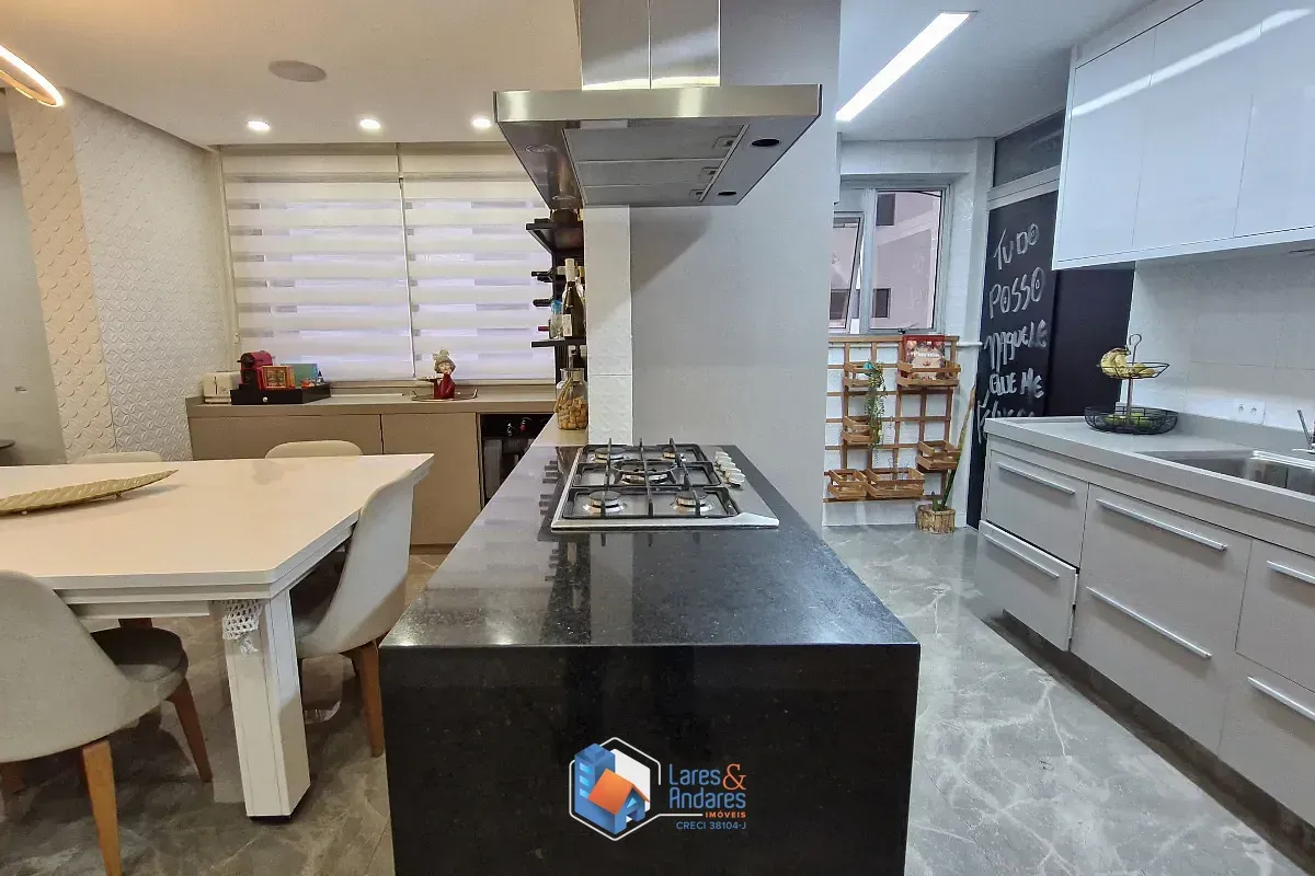 Imagem Triplex para venda em Santana com 2 quartos, sendo 2 suítes, 112m²