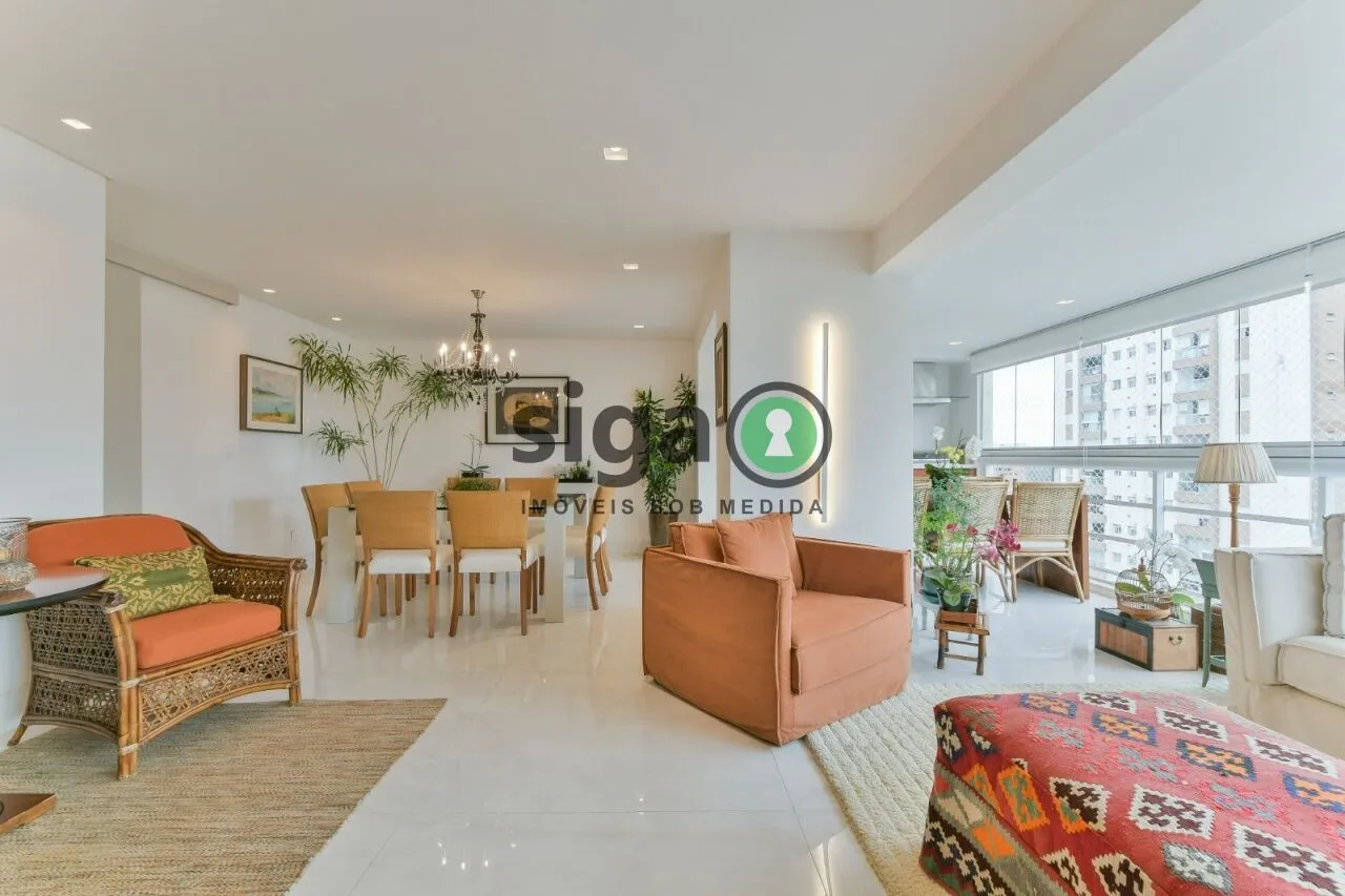 Imagem Apartamento com 201 m², 4 quartos sendo 3 suítes à venda no bairro Panamby.
