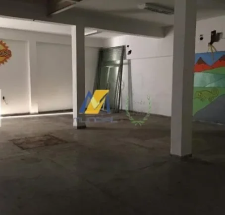 Imagem Galpão para Alugar com 680m², 4 salas e 12 vagas!!!