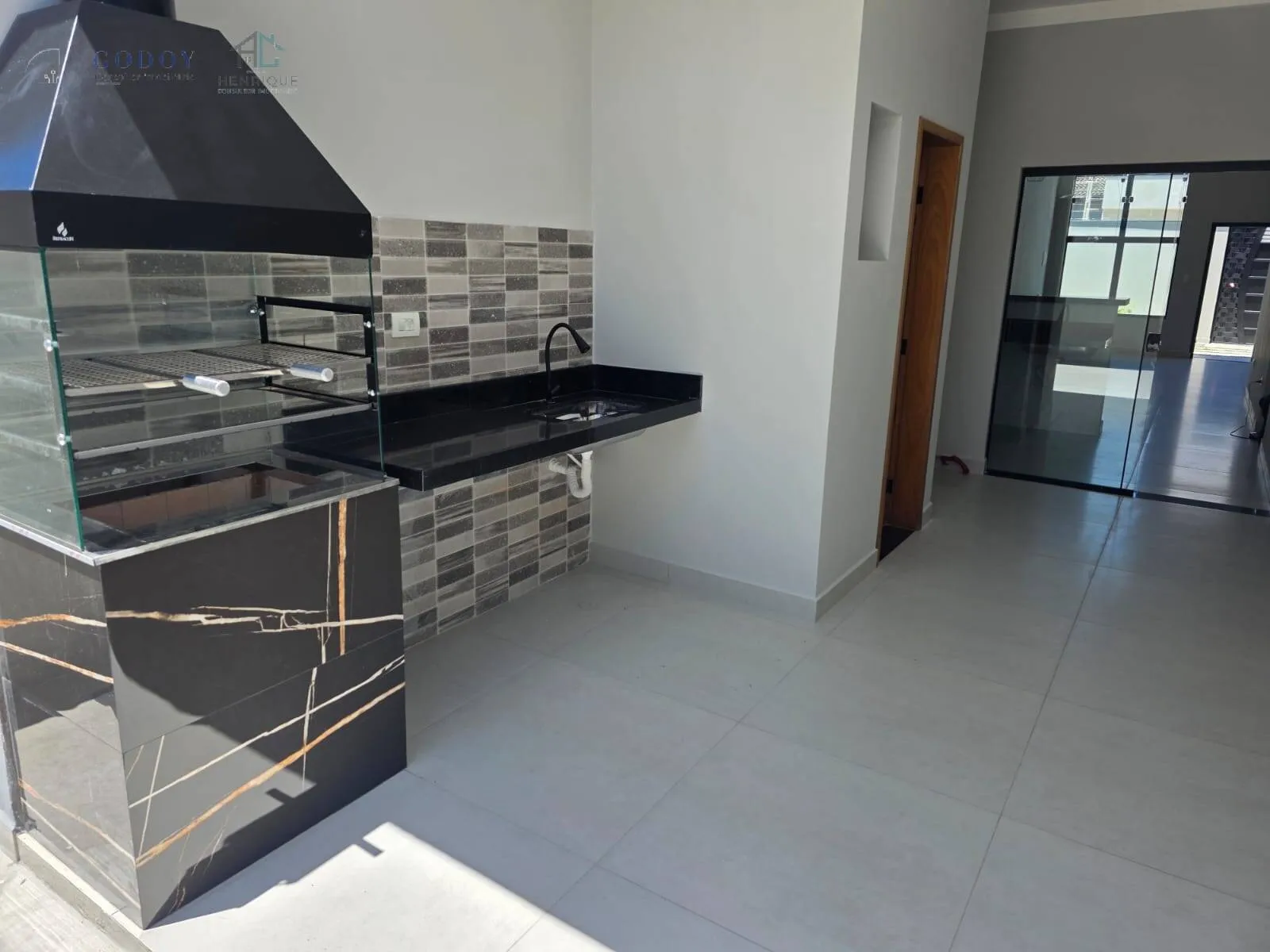 Imagem Casa moderna e bem distribuída, ideal p quem busca conforto e funcionalidad