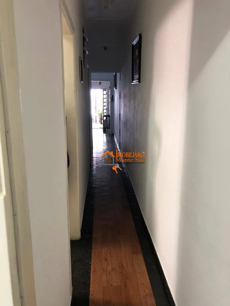 Imagem Casa com 3 dormitórios à venda, 169 m² por R$ 550.000,00 - Vila Rosália - Guarulhos/SP