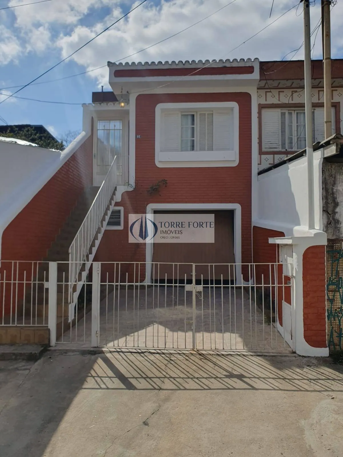Foto do imóvel Casa assobradada 2 dormitórios 2 banheiros e 3 vagas Vila Formosa em Avenida Professor Carini
