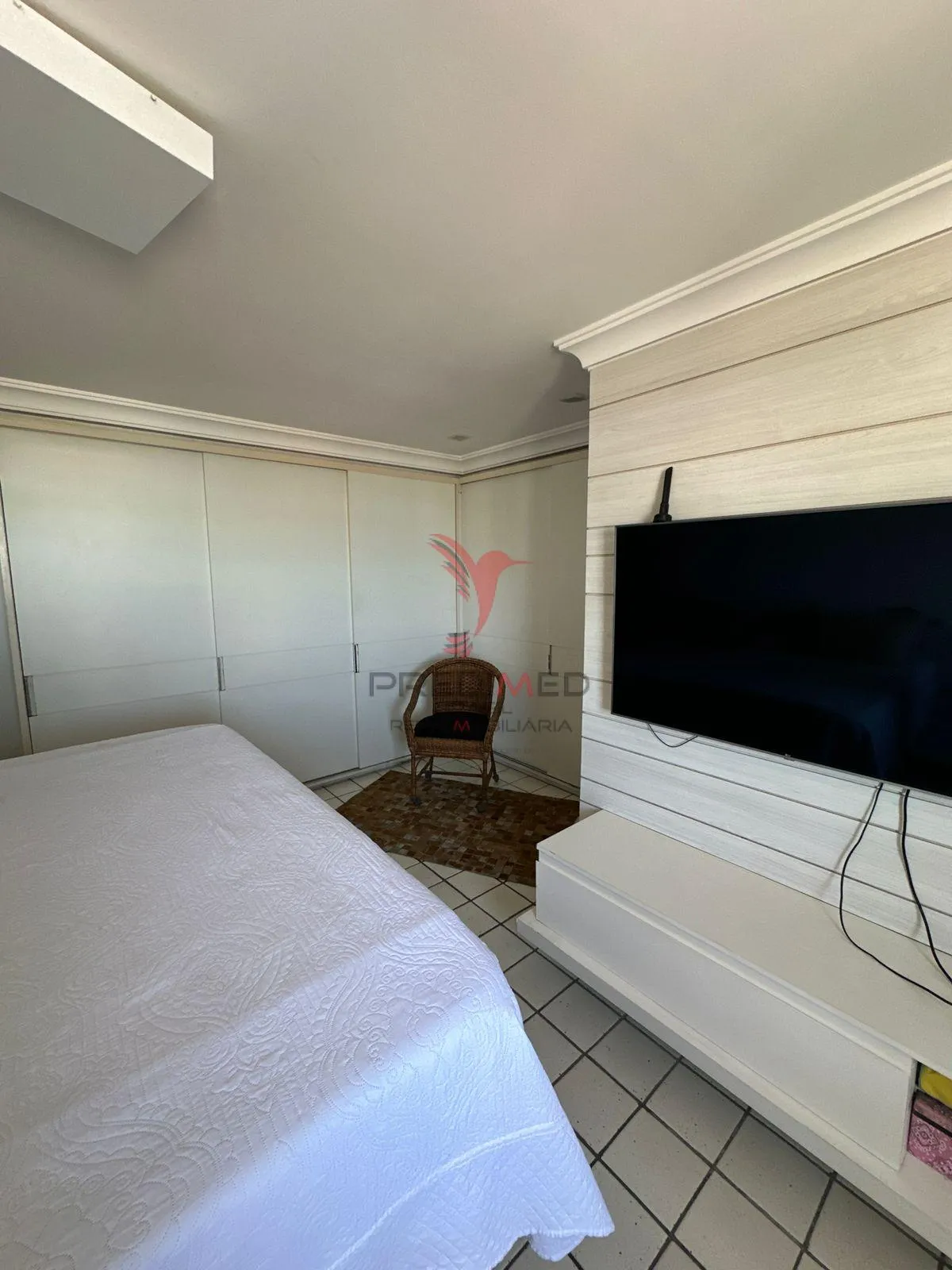 Imagem Vende-se belo apartamento com 3 Suites em Manaira, com vista definitiva para o mar