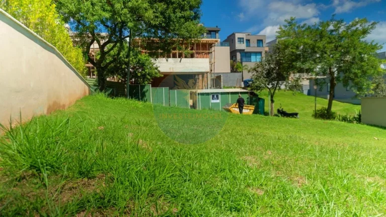 Imagem Declive com 490m² e vista eterna para APP