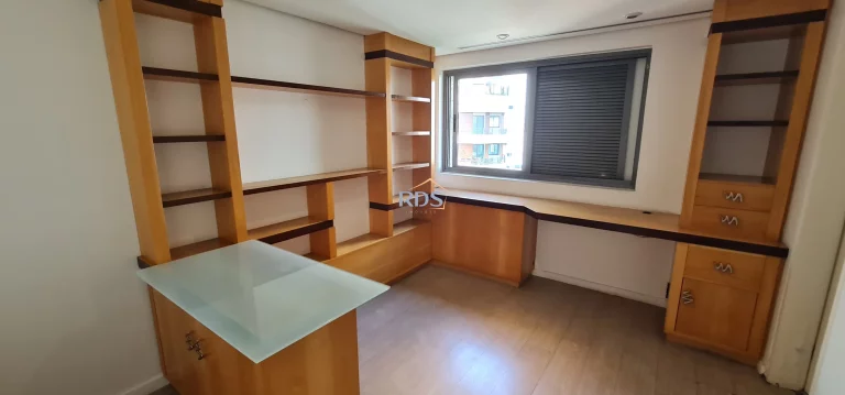 Imagem Vende lindo apartamento com 4 dormitórios na Vila Suzana