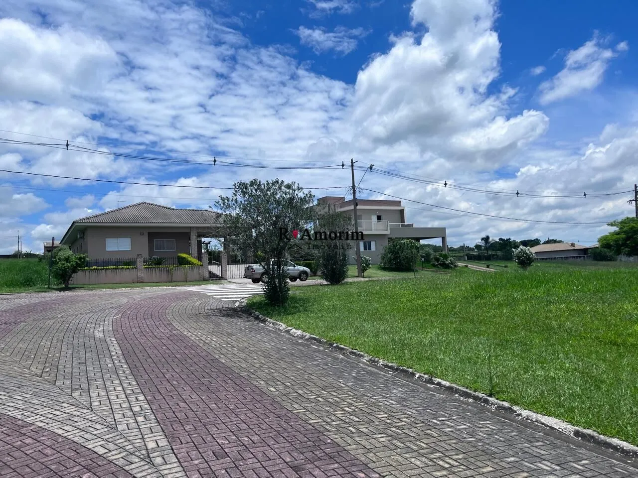 Imagem Terreno com 1.000 metros em Condominio em Itu