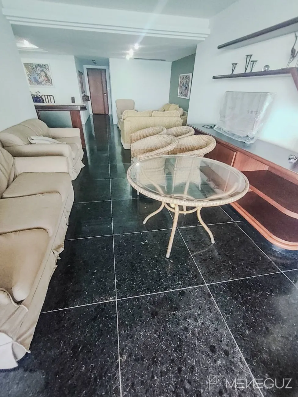 Imagem Apartamento ALTO PADRÃO 150m² frente mar Guarapari. 3 quartos, suite, portaria 24h. Maison Claude Monet. R$ 1.200.000. Agende visita