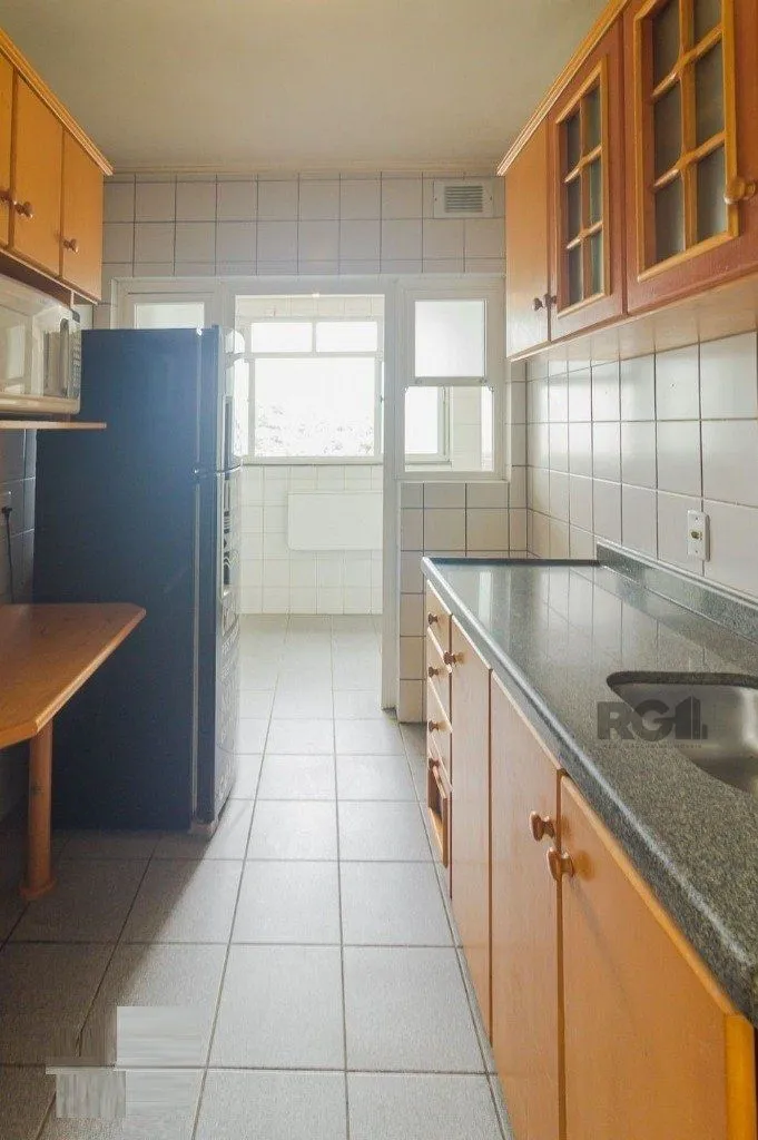 Imagem Vende-se amplo apartamento 3 quartos com suíte, sacada e 2 vagas - 112m² - Chácara das Pedras