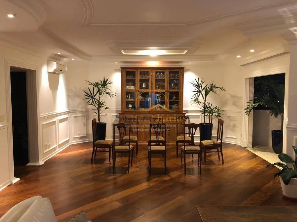 Foto do imóvel Apartamento para venda ou locação, com 312m², no Edifício Torre Branca em Avenida Doutor Afonso Vergueiro