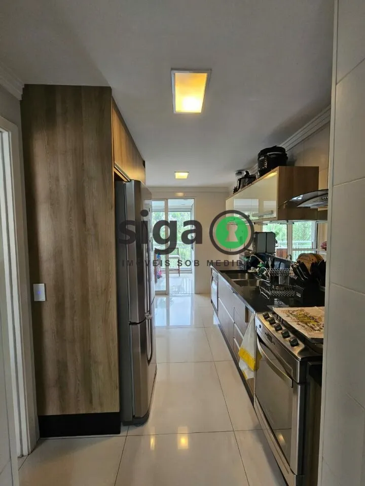 Imagem Apartamento com 138m2, 3 suites e 2 vagas, à venda na Vila Andrade.