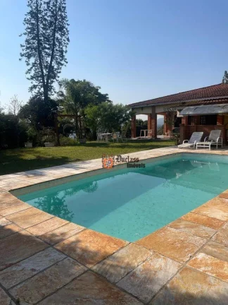 Foto do imóvel Chácara com 3 dormitórios à venda, 2770 m² por R$ 1.350.000 - Três Lagos - Piracaia/SP
