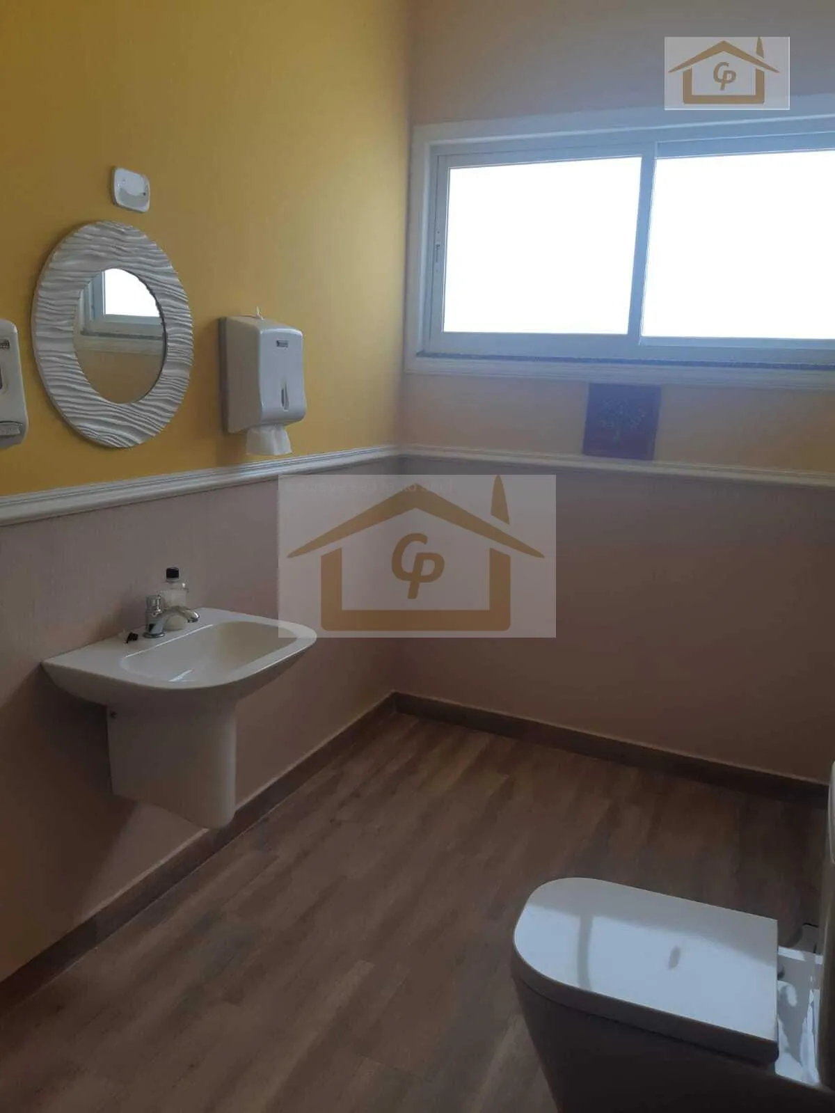 Imagem Lote de Esquina, são 299,50 metros, Piscinas, Spa e muito Mais!