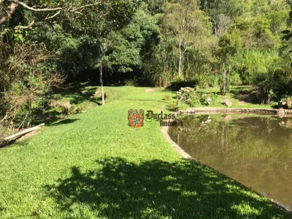 Imagem Sítio com 3 dormitórios à venda, 25000 m² por R$ 949.000 - Mato Dentro- Camanducaia/MG