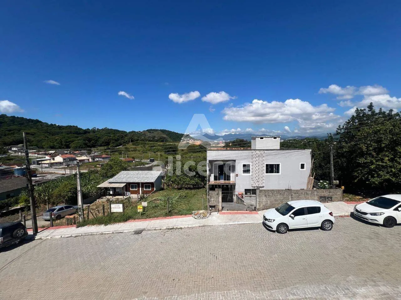Imagem Casa à venda com 3 quartos 1 suíte, 210m² em Potecas São José