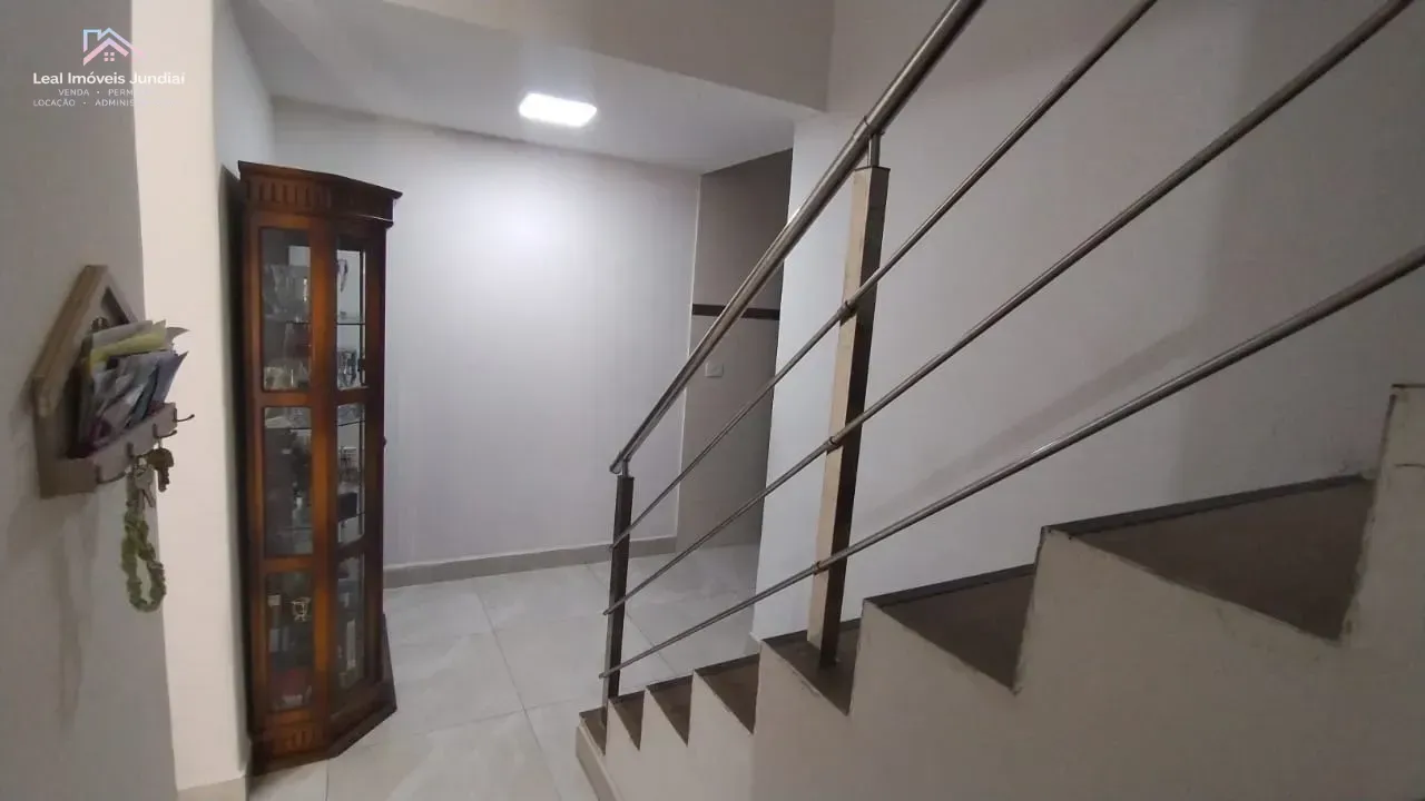 Imagem Casa à venda - Área útil 191 m2 com 4 dormitórios - 1 vaga - Jardim Messina - Jundiaí - São Paulo