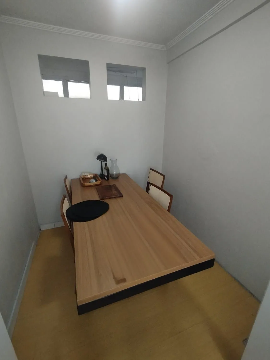 Imagem Apartamento com 3 dormitórios e vaga de garagem na João Pessoa - conforto e praticidade no coração de Porto Alegre!