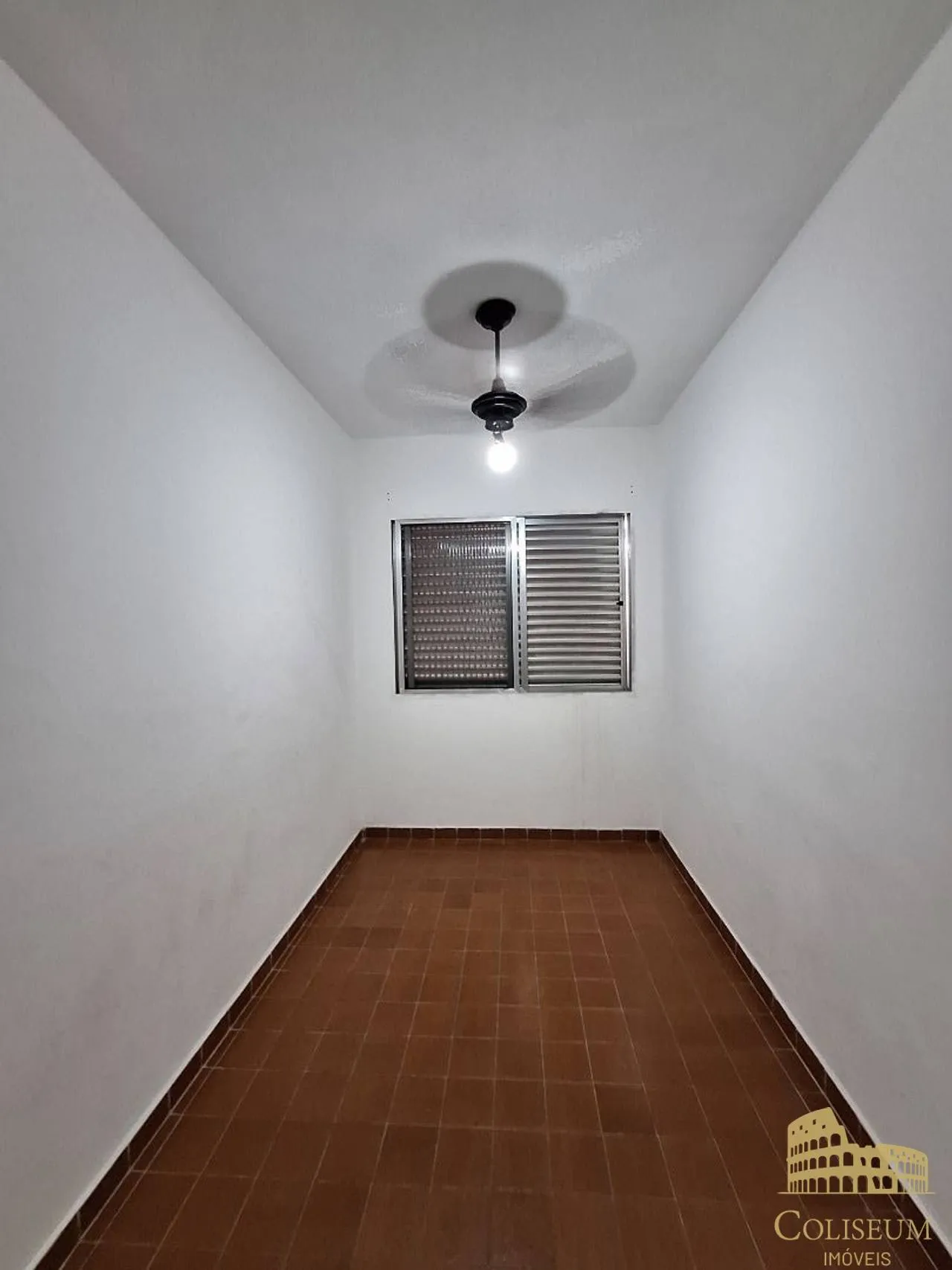 Imagem Apartamento com 1 dormitório para alugar, 42 m² por R$ 2.200,00/mês - Vila Guilhermina - Praia Grande/SP