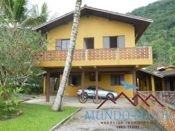 Sobrado 5 dormitorios e 1 vagas -Aceita permuta -Pedreira -Ubatuba Sp!!!!!