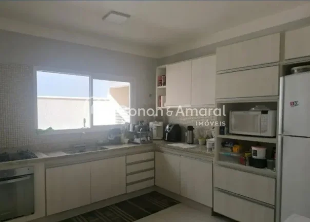 Imagem Linda casa térrea à venda no Condomínio Campos do Conde 1, em Paulínia. 

O projeto encanta com ...