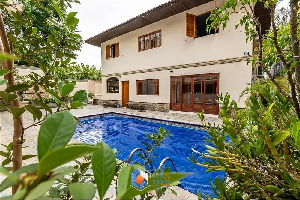 Imagem Casa em Condomínio à venda 5 Quartos 4 Suites 4 Vagas 450M² Morumbi São Paulo - SP