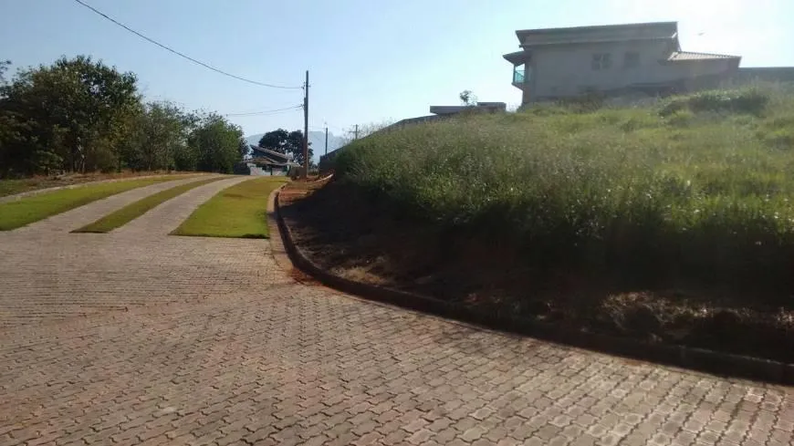 Imagem TERRENO EM CONDOMÍNIO - PIRACAIA