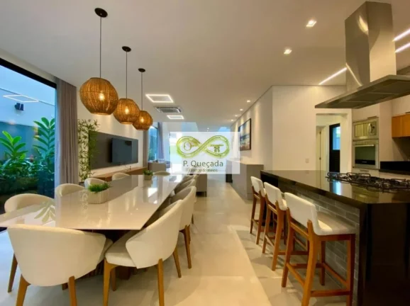 Imagem Venha conhecer essa incrível casa com 5 quartos sendo 5 suítes, totalizando 330,00 m2 de área!