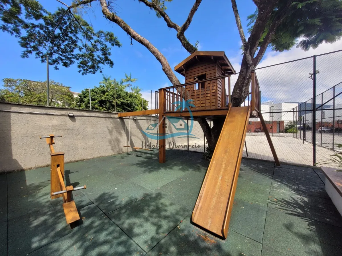 Imagem Casa nova com 2 suítes a venda em condomínio fechado a 500 metros da orla do Itaguá em Ubatuba