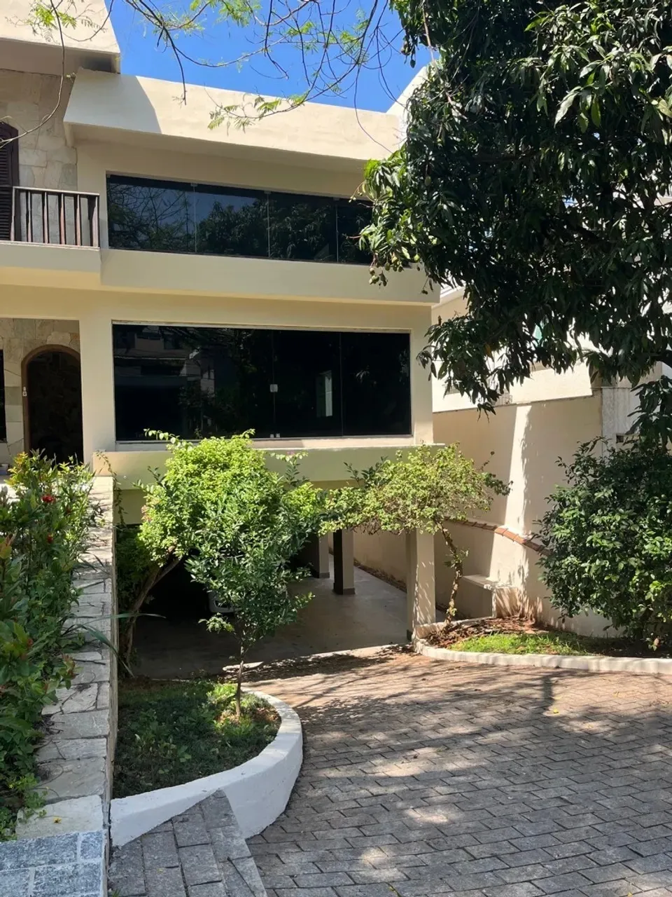 Imagem Casa de Luxo em Condomínio - Santana de Parnaíba-SP, Alphaville, 4 Quartos, 5 Banheiros, 5 Vagas, 500m².