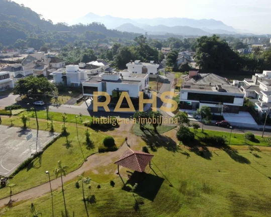 Imagem Terreno de esquina em condomínio fechado de Pirabeiraba Possui área total de 469,78 e condomínio ...