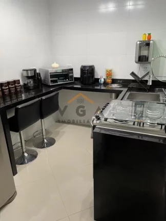 Imagem Sobrado para Venda em São Paulo, Penha de França, 2 dormitórios, 2 banheiros, 1 vaga