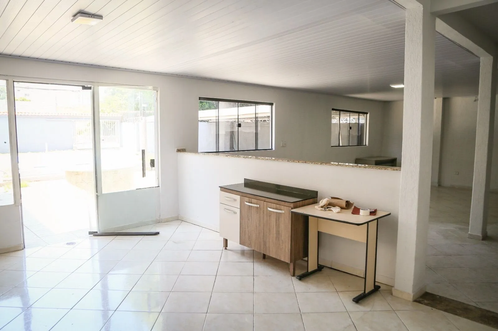 Imagem Sobrado, 3 suítes com piscina no Santa Marta | Venda ou Locação | Cuiabá-MT