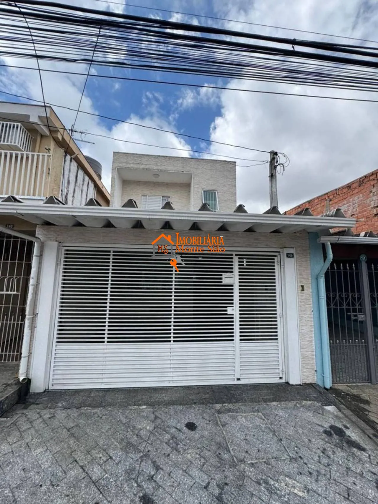 Foto do imóvel Sobrado com 3 dormitórios à venda, 147 m² por R$ 675.000,00 - Jardim Paraventi - Guarulhos/SP