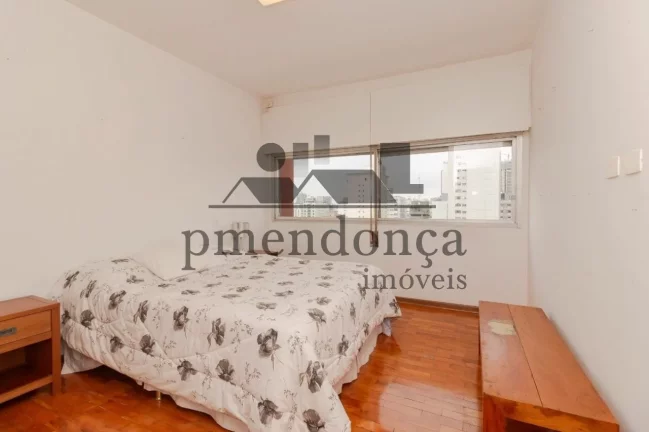 Imagem Higienopolis, apartamento reformado, 4 dormts, 1 suites, 2 vagas, varanda