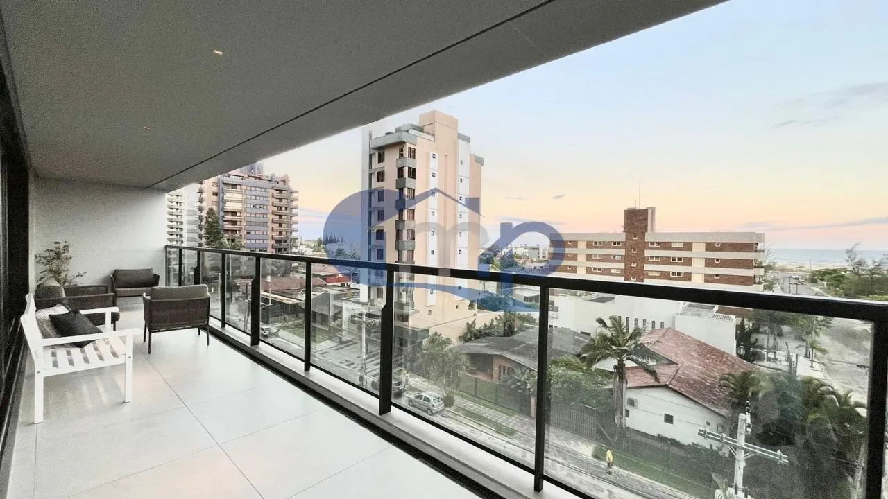 Imagem Apartamento á venda com 4 suítes na Praia Grande em Torres/RS