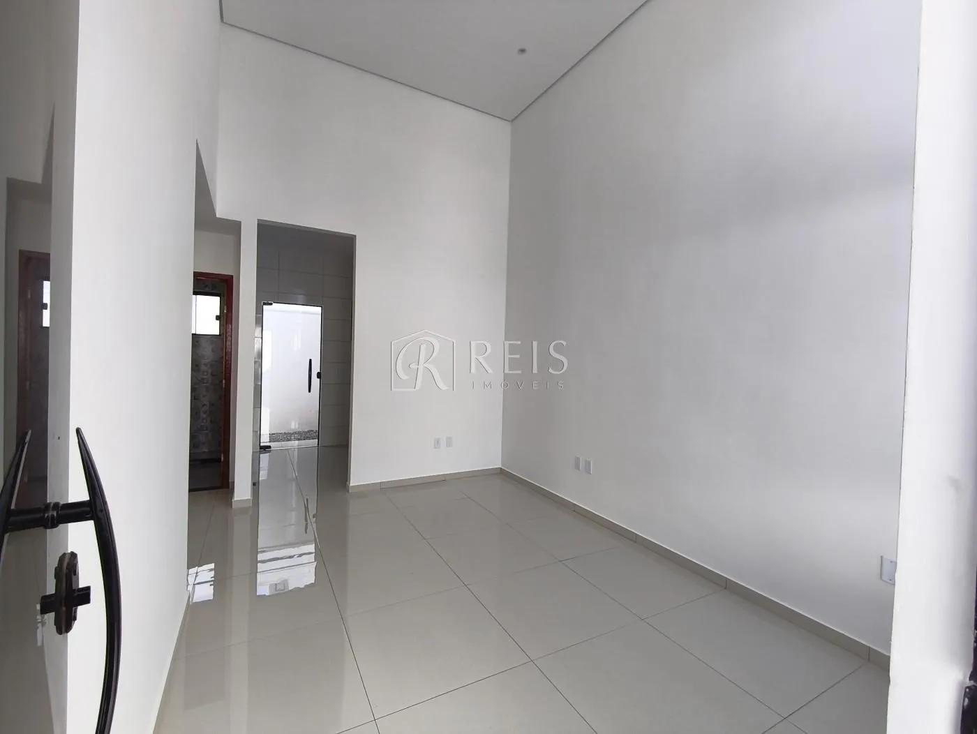 Imagem Casa para Venda em Rio das Ostras, Chácara Mariléa, 3 dormitórios, 1 suíte, 2 banheiros, 2 vagas
