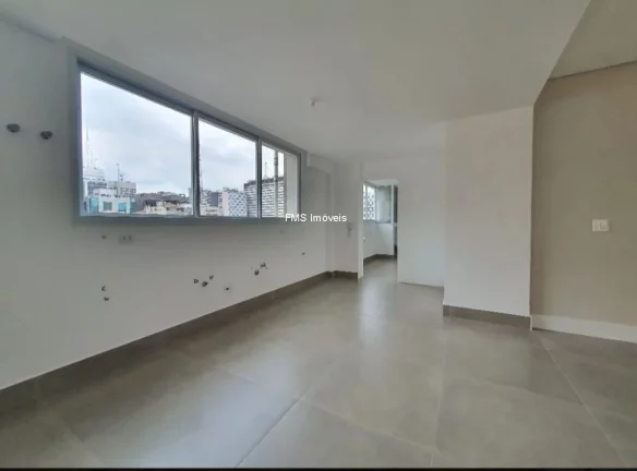 Imagem Apartamento de Luxo na Bela Vista: 3 Quartos, 3 Suítes, 5 Salas, 5 Banheiros, 2 Vagas e 360m² de Pura Elegância em SP.
