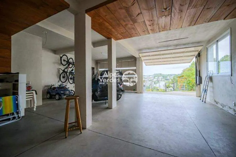 Imagem Vende - se Casa no Vale das Colinas, com 3 dormitórios