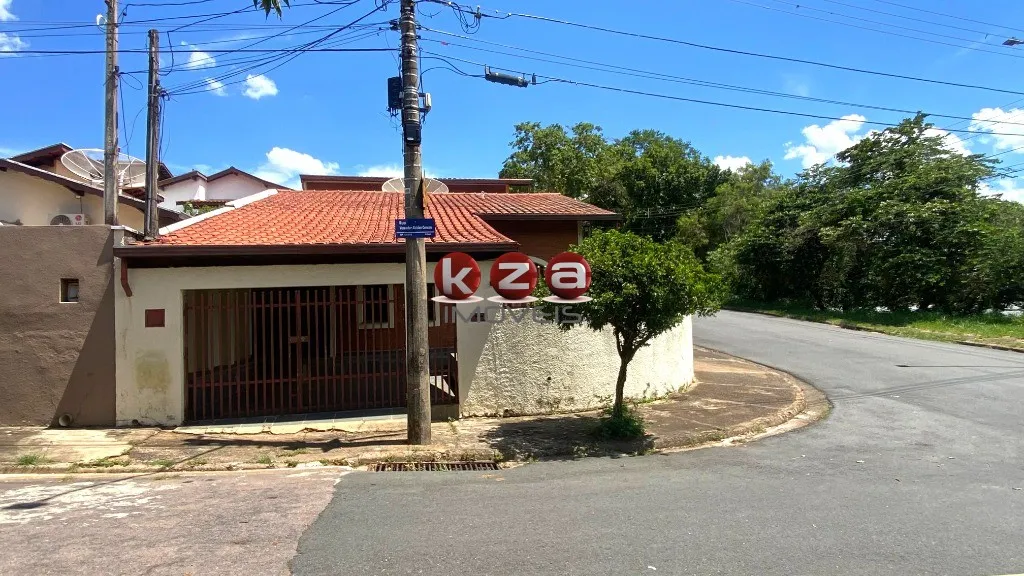 Imagem Imperdível casa à venda em Valinhos-SP, Jardim Itapuã: 4 quartos, 1 suíte, 2 salas, 3 banheiros, 3 vagas, 158m². Aproveite!