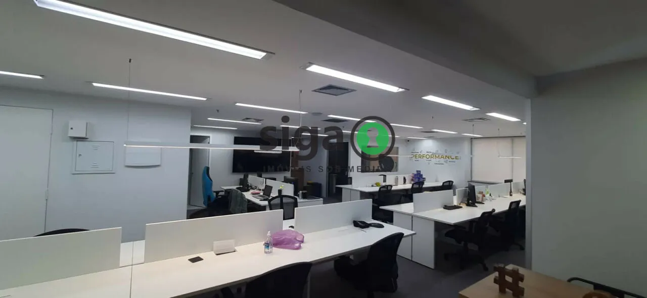 Imagem Laje Corporativa Pronta para Uso com 244m² e Estrutura Completa.