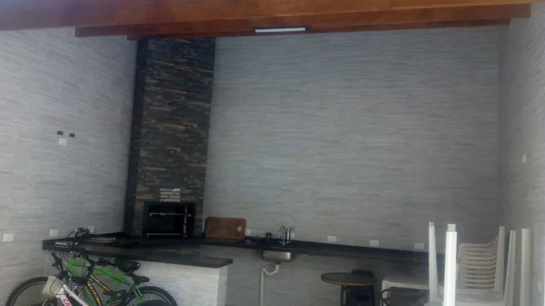 Imagem Sobrado 202 m² 3 Dormitorios sendo 1 Suíte e 7 vagas de Garagens