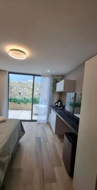 Imagem Flat mobiliado no W Tambaú Apart Hotel, com 34 m², lazer completo e localização privilegiada próximo à praia e ao Busto de Tamandaré.