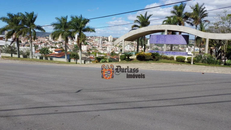 Imagem Terreno à venda, (Acompanha projeto maravilhoso) 523 m² por R$ 350.000 - Jardim América - Bragança Paulista/SP