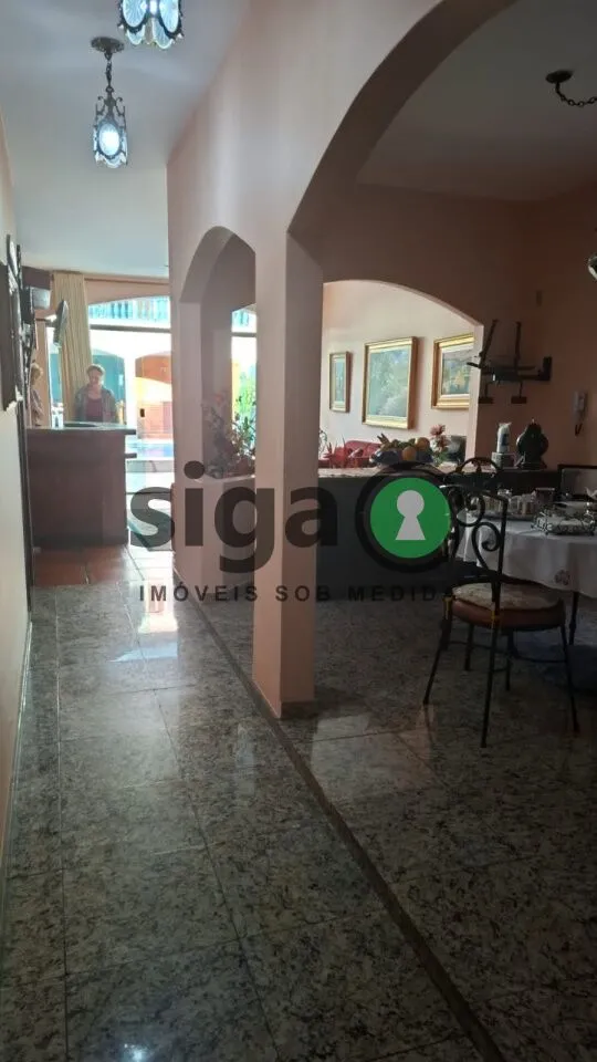 Imagem CASA IMPONENTE À VENDA NO BROOKLIN | 500 M² DE TERRENO | PISCINA