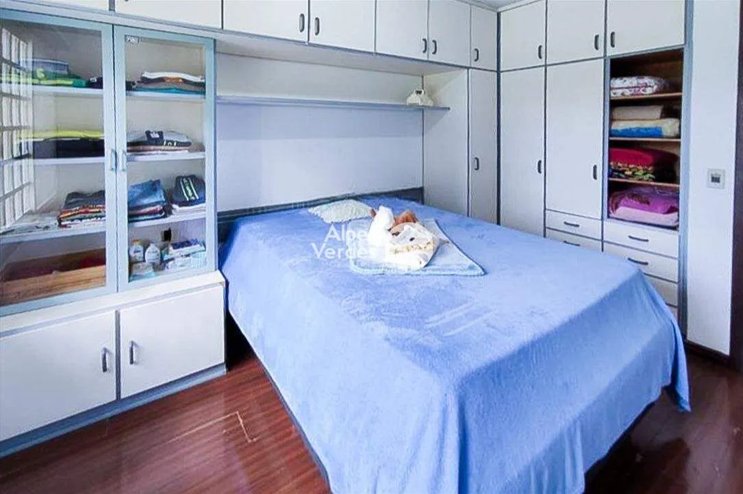 Imagem Vende - se Casa na Vila Suzana, com 03 dormitórios