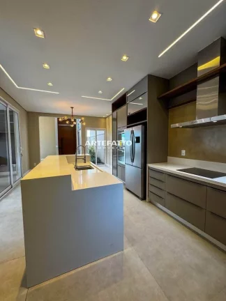Imagem Casa de condomínio à venda, no Villa Piemonte, , Parque Universitário, com 3 quartos, 216m2